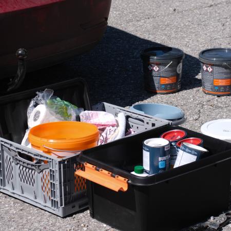 Equipment wird ausgepackt